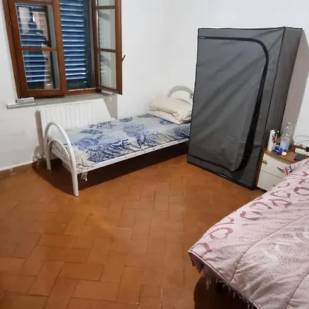 Bed & Breakfast Is Close No Book *